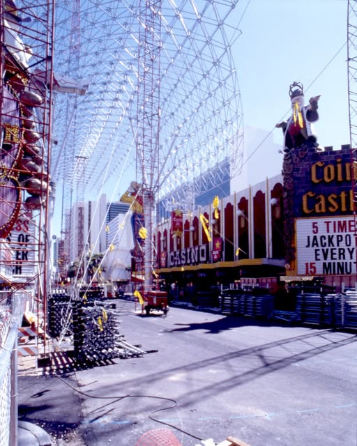 Dr.Arrivo THE VEGAS (ザ・ベガス) From Casinos to Megaresorts: Las Vegas, 1980-2010 | Las Vegas